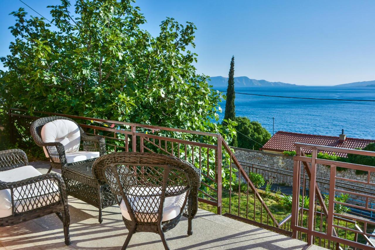 Apartmani Krijesnica Senj  Buitenkant foto