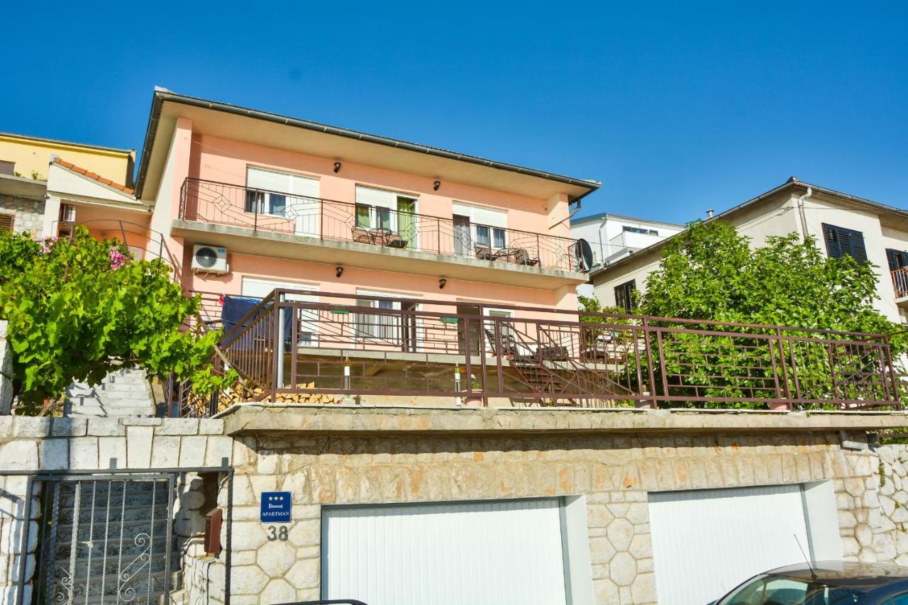Apartmani Krijesnica Senj  Buitenkant foto