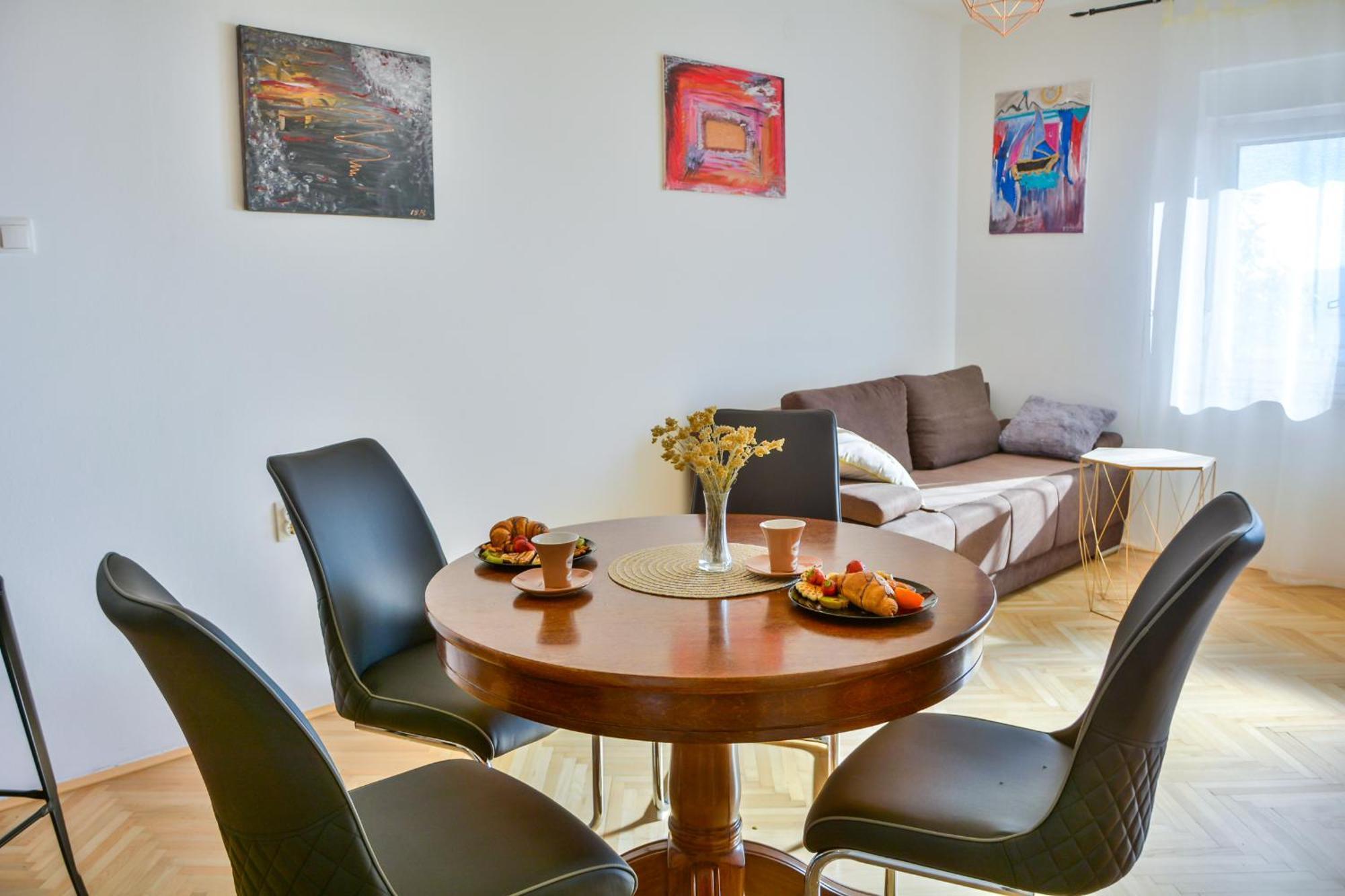 Apartmani Krijesnica Senj  Buitenkant foto