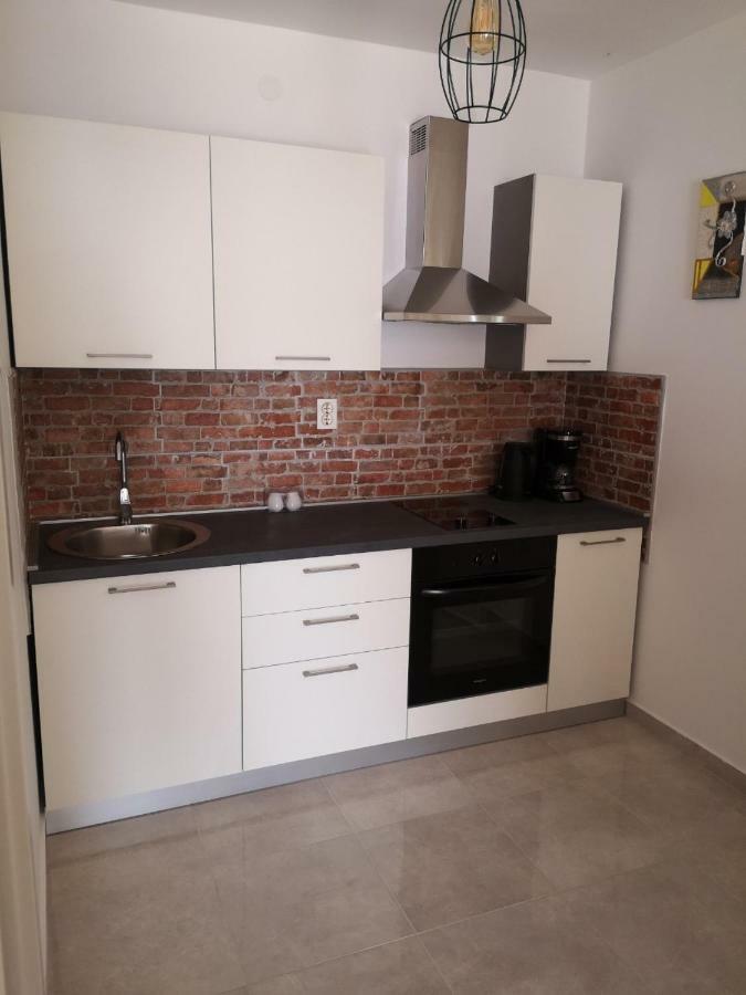 Apartmani Krijesnica Senj  Buitenkant foto