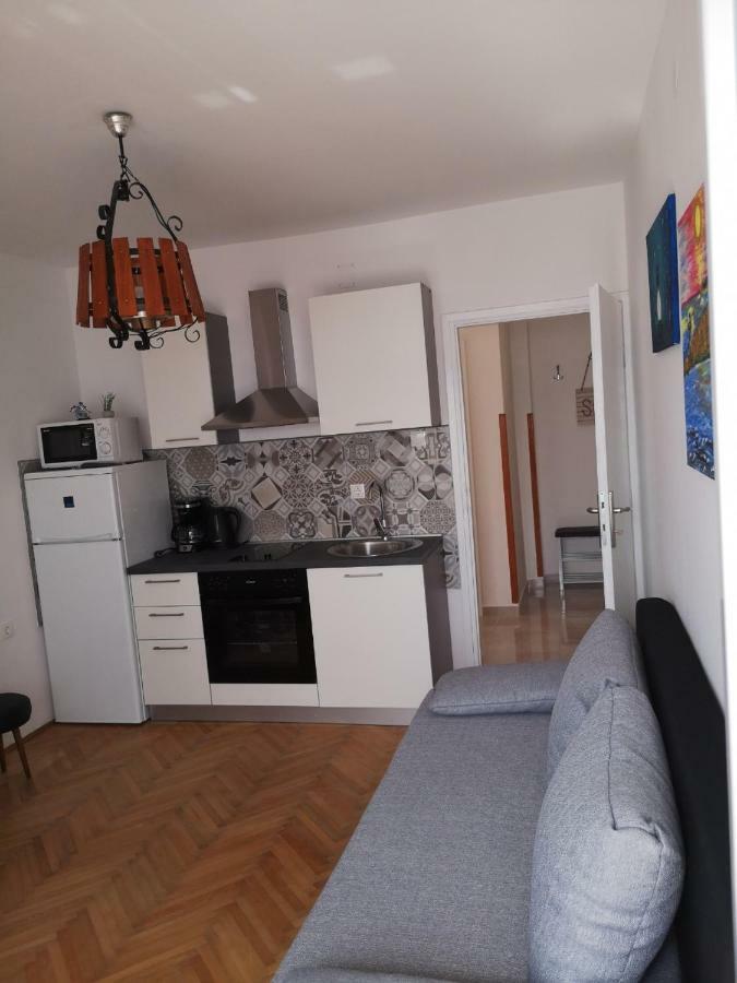 Apartmani Krijesnica Senj  Buitenkant foto