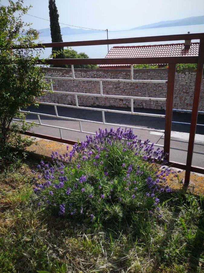 Apartmani Krijesnica Senj  Buitenkant foto